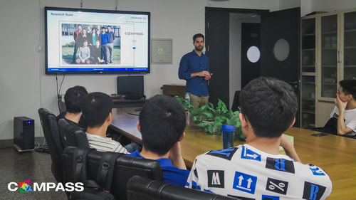 Stefan Frey gives a seminar at Tsinghua University